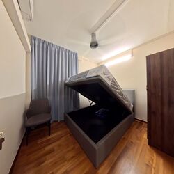 Blk 304 Yishun Rivergreen (Yishun), HDB 5 Rooms #583011611